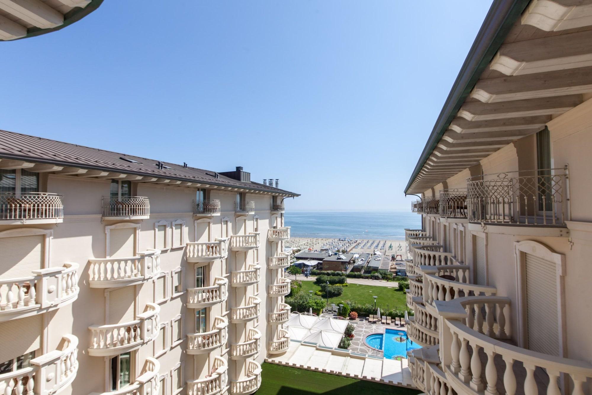 Palace Hotel Milano Marittima Esterno foto
