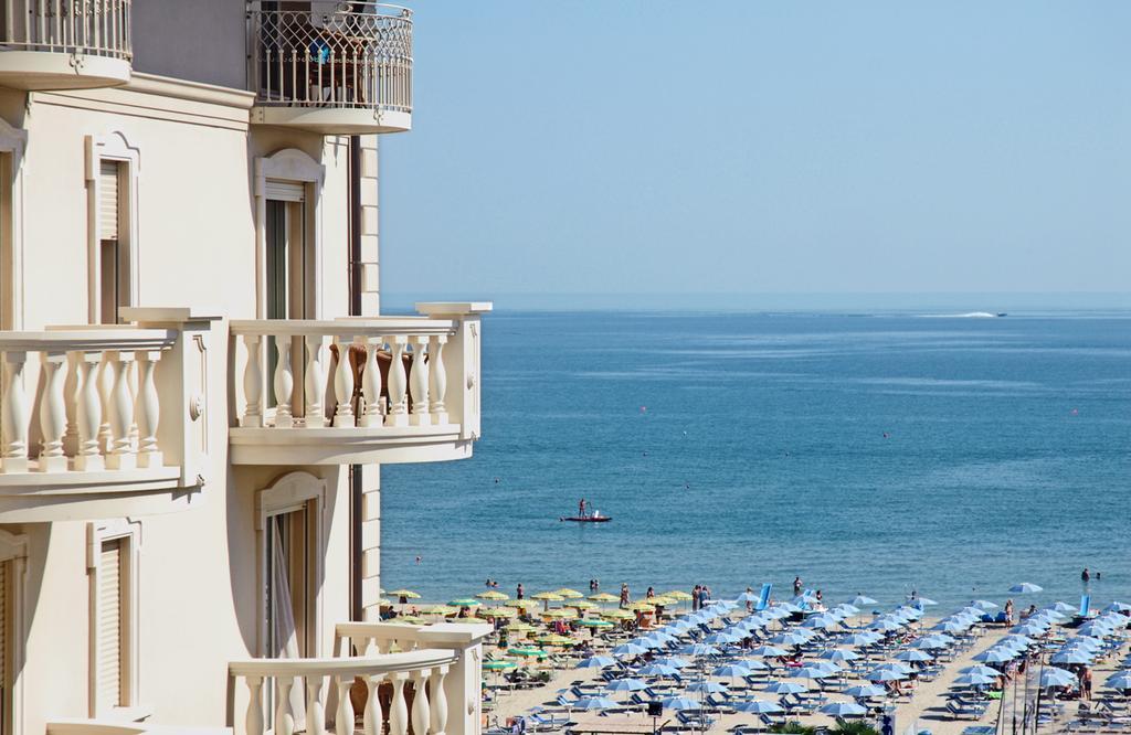 Palace Hotel Milano Marittima Esterno foto