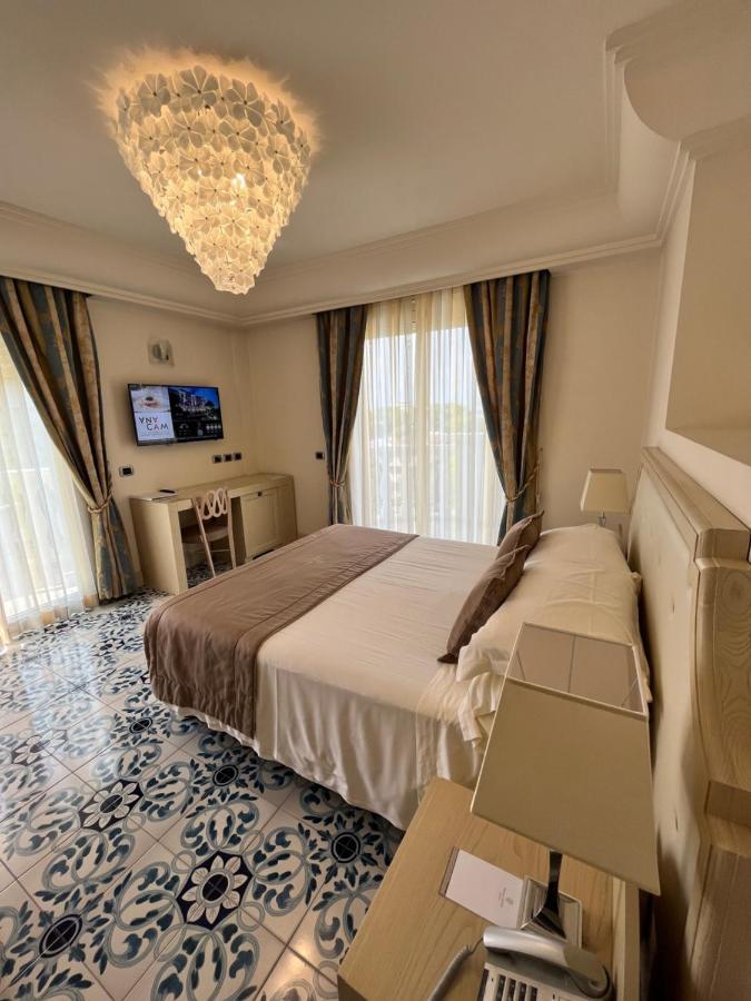 Palace Hotel Milano Marittima Esterno foto
