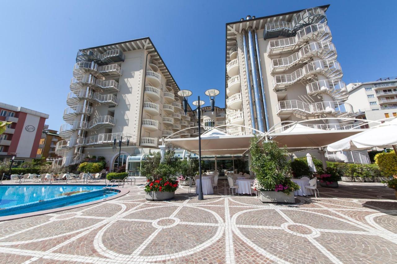 Palace Hotel Milano Marittima Esterno foto