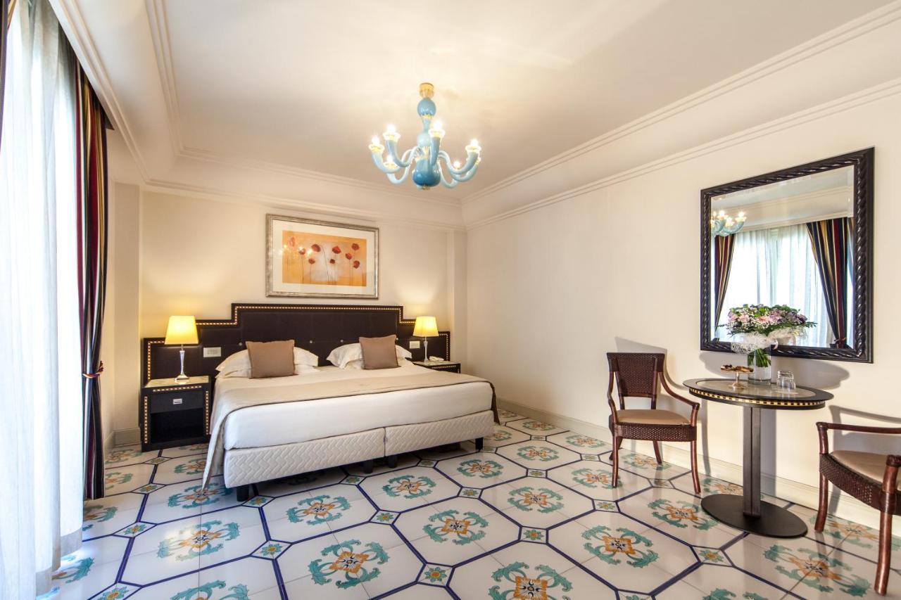 Palace Hotel Milano Marittima Esterno foto